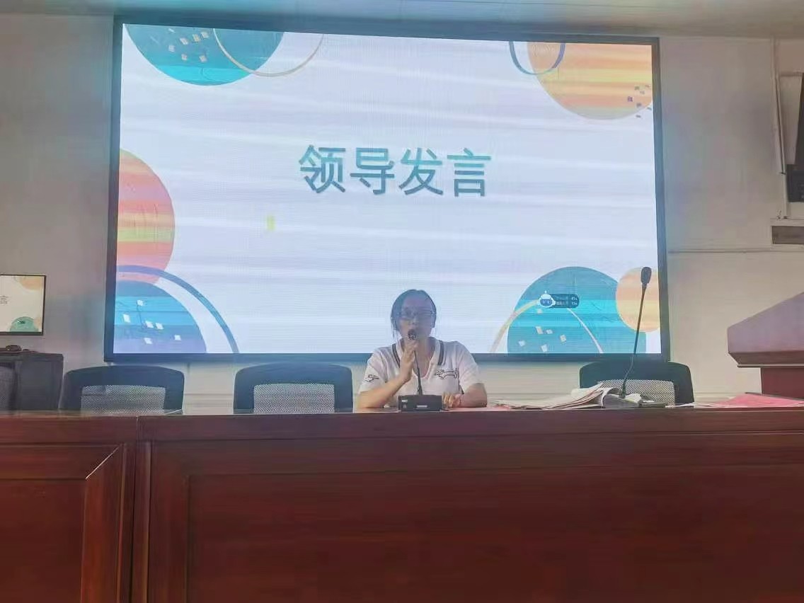 青蓝相映传薪火，师徒同心铸辉煌