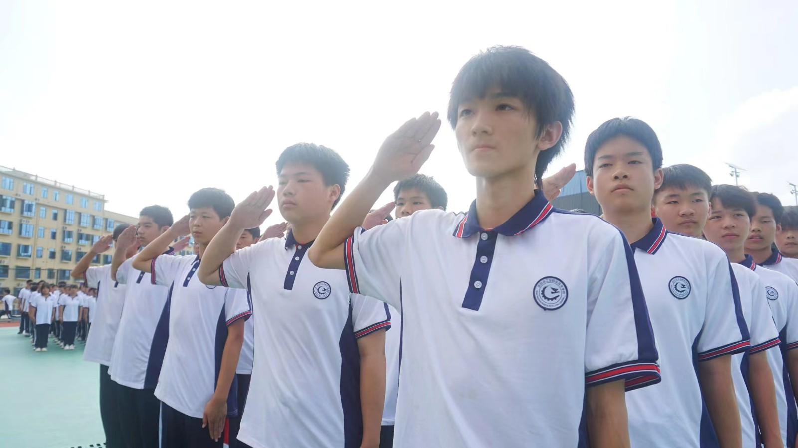 “热辣滚烫”的青春蜕变，完美收官