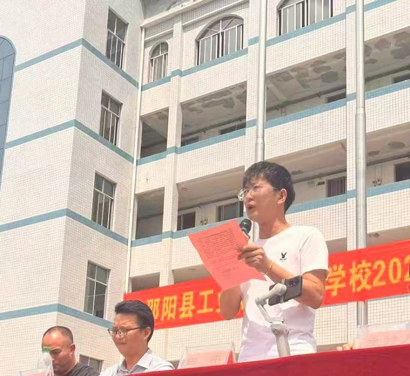 “热辣滚烫”的青春蜕变，完美收官