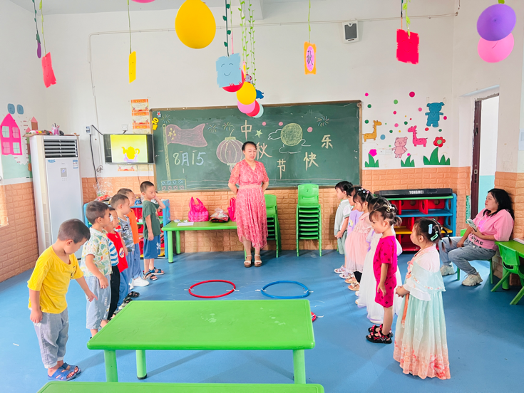 童心童韵  乐享中秋