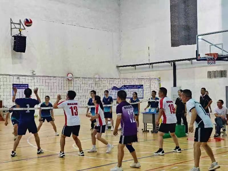 活力飞扬展英姿，凝心聚力创佳绩