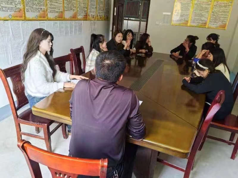 精准扶贫，与爱同行