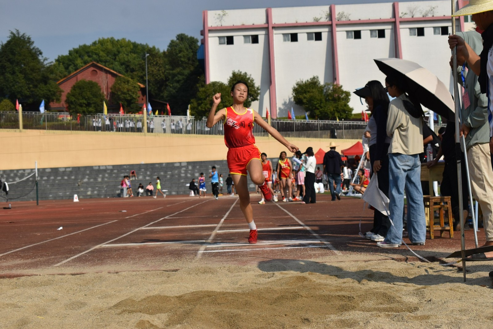 隆回县2024年中小学生田径运动会圆满落幕