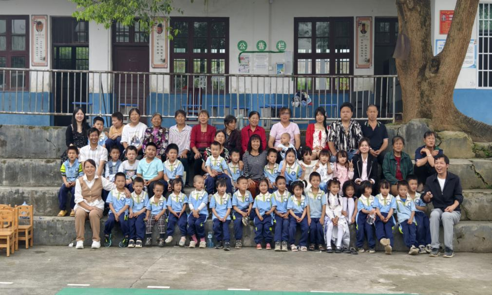 《精心打造首个六一儿童节》