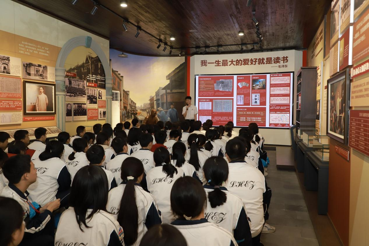 隆回二中全员参与“我的韶山行”红色研学