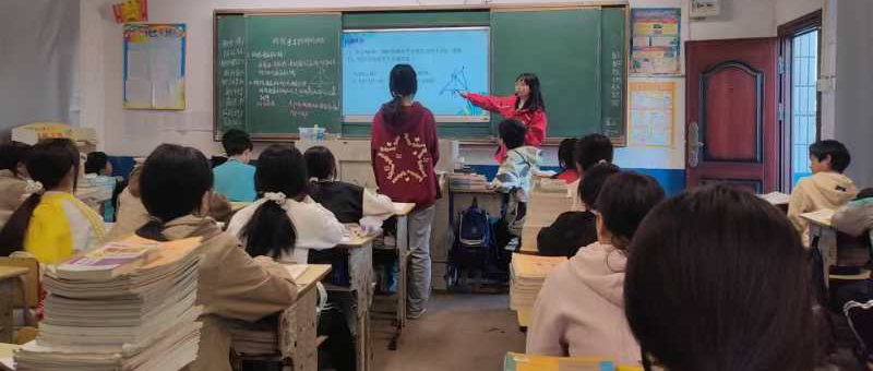 芙蓉集团联袂视导启智路，黄塘中学并肩奋进育英才