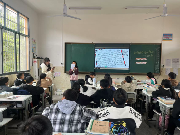 隆回县教研室送教到瑶乡