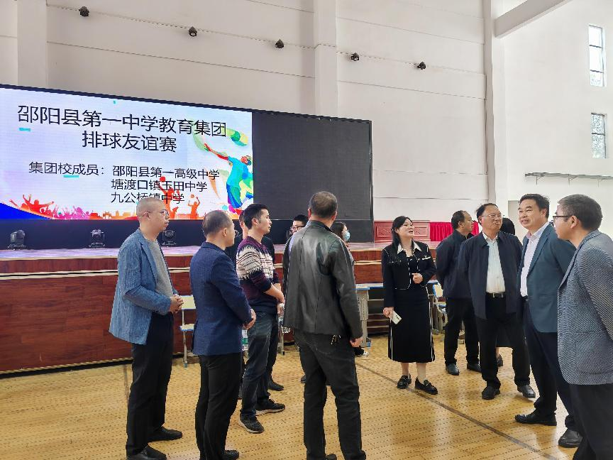 塘渡口镇玉田初级中学参加集团排球友谊赛