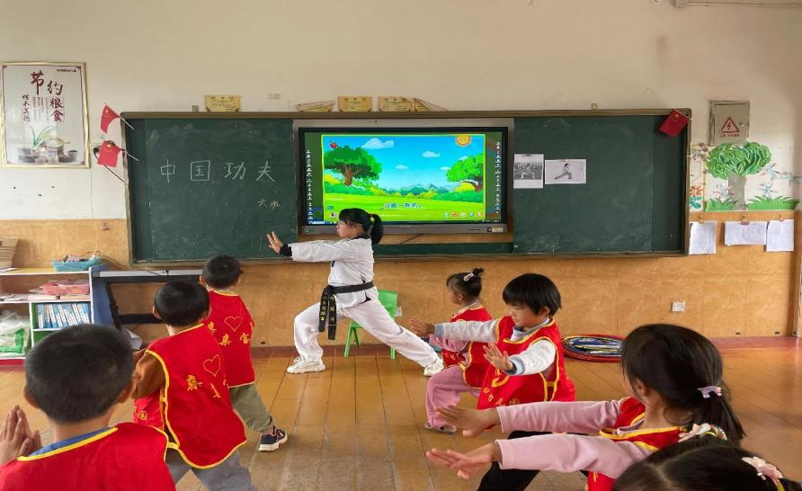 万塘乡白马田幼儿园开展“优质课堂润童心”公开课教研