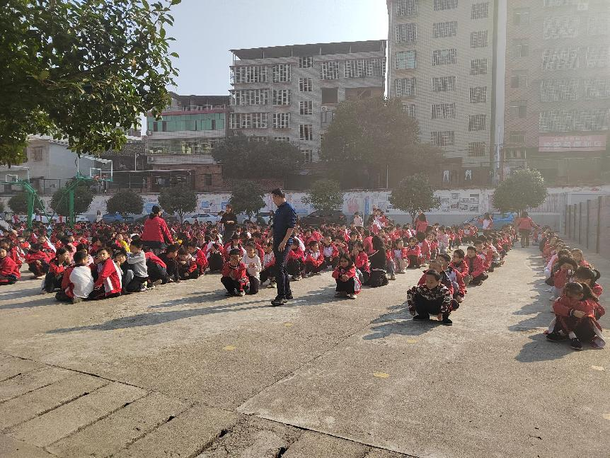 以“练”筑防 防患未“燃”