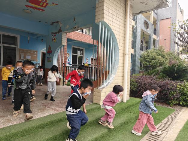 以演筑防，牢记于心