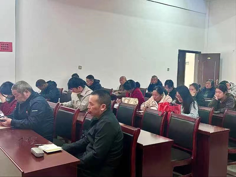 七里山中心学校校本研修开班：聚焦成长，点亮教育新征程