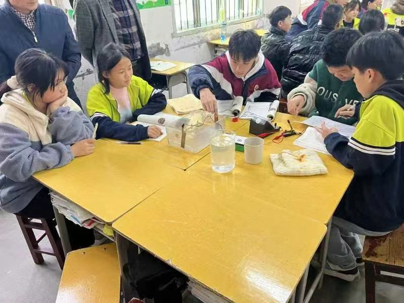 磨课研课促成长，好课精自锤炼来