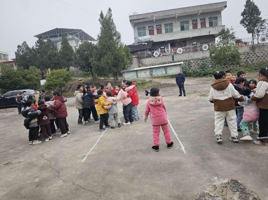 “趣”享运动，快乐成长