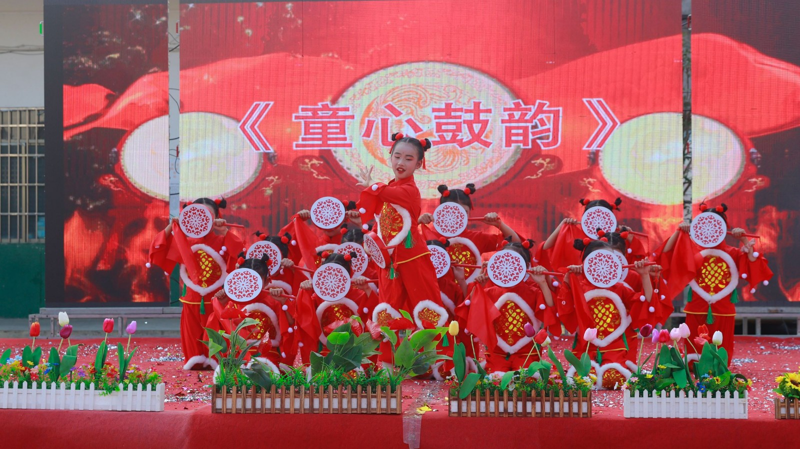 蔡桥乡中心完小举办校园艺术节  暨“家长开放日”活动