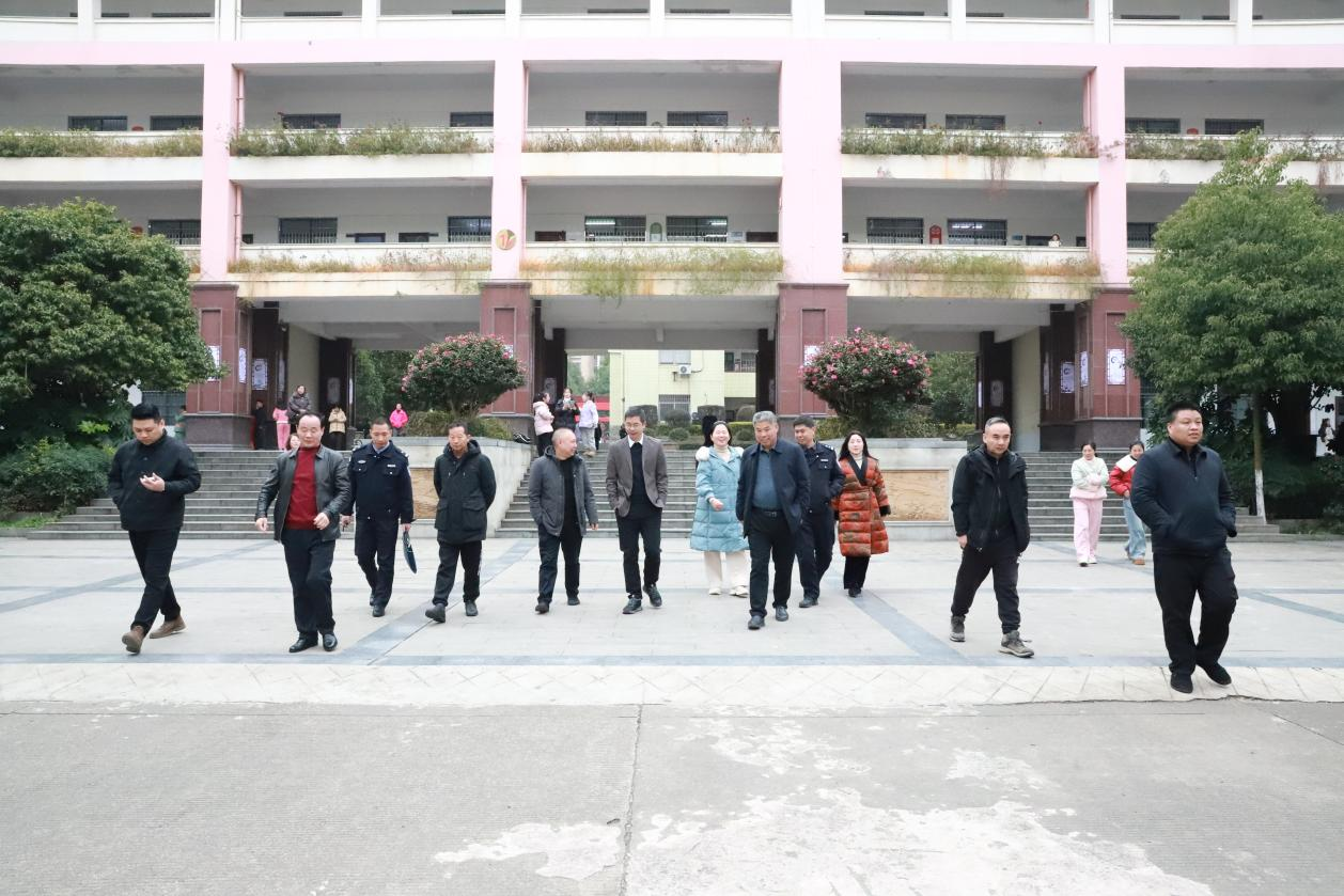 城区二小开学首日：星光熠熠，开启新学期逐梦新篇