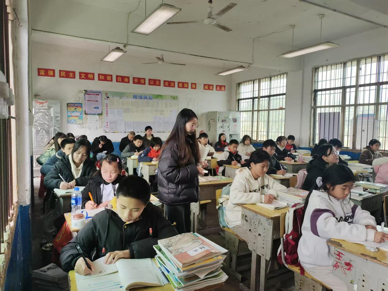 深化校际交流 赓续红色血脉