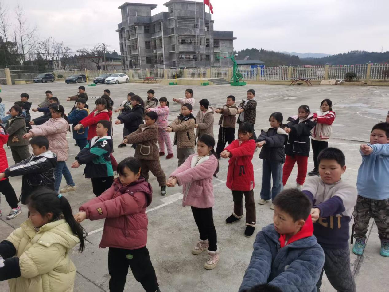 排球跃动——点亮校园