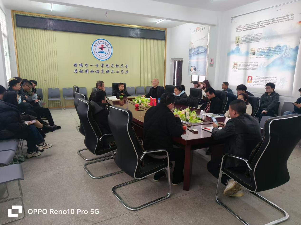 黄亭市镇中心学校指导镇中学学科教学研讨推进会