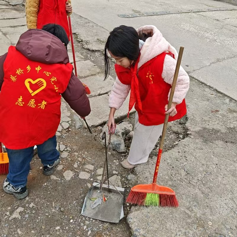 弘扬雷锋精神 争做文明少年