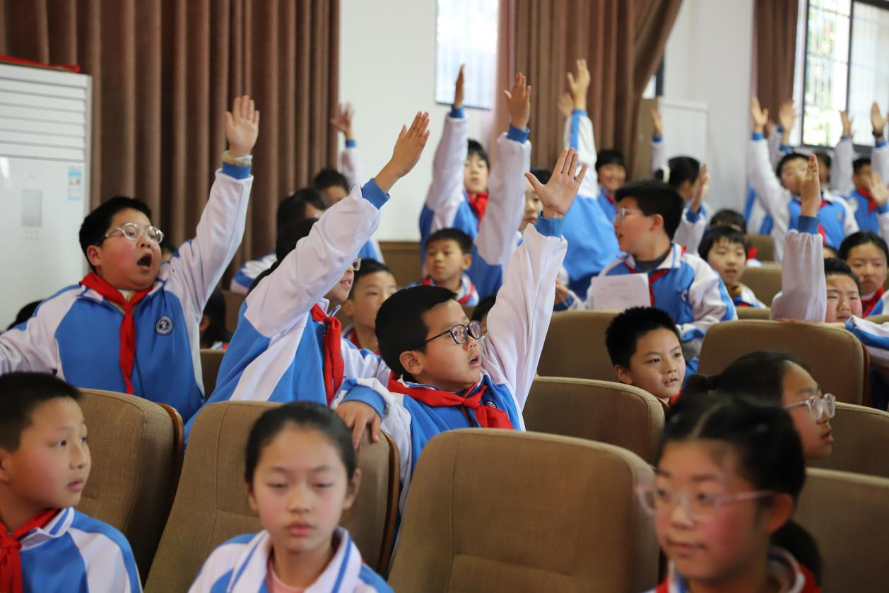 城区二小《三国演义》整本书阅读示范课展示活动圆满举行