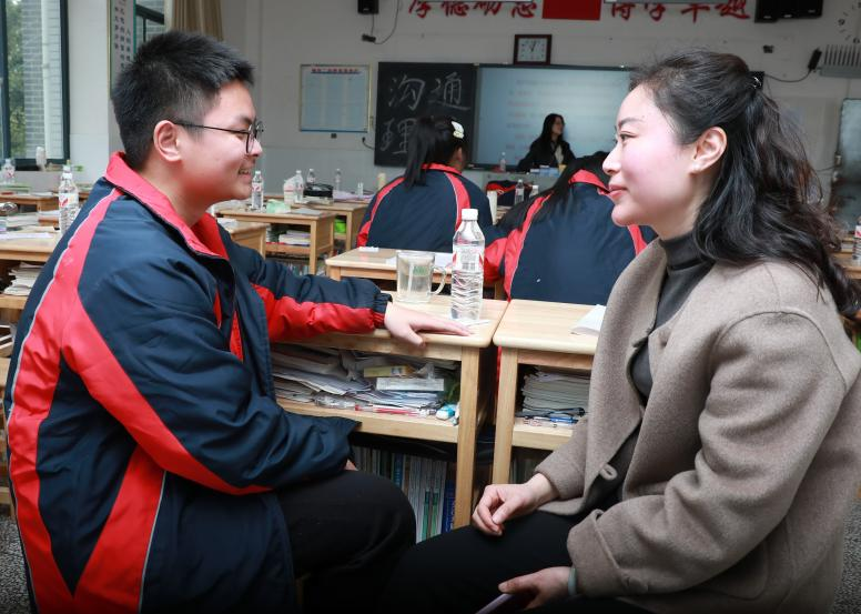 隆回二中召开高一、高二家长会