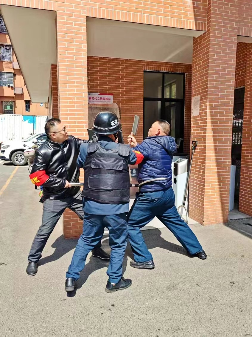 筑牢安全防线 守护平安校园