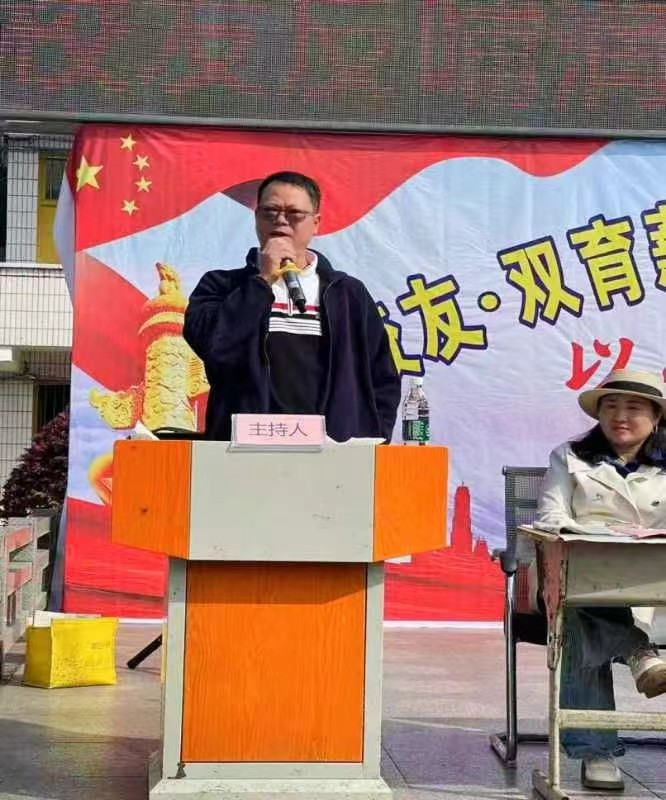 双向滋养：校友反哺润泽桑梓