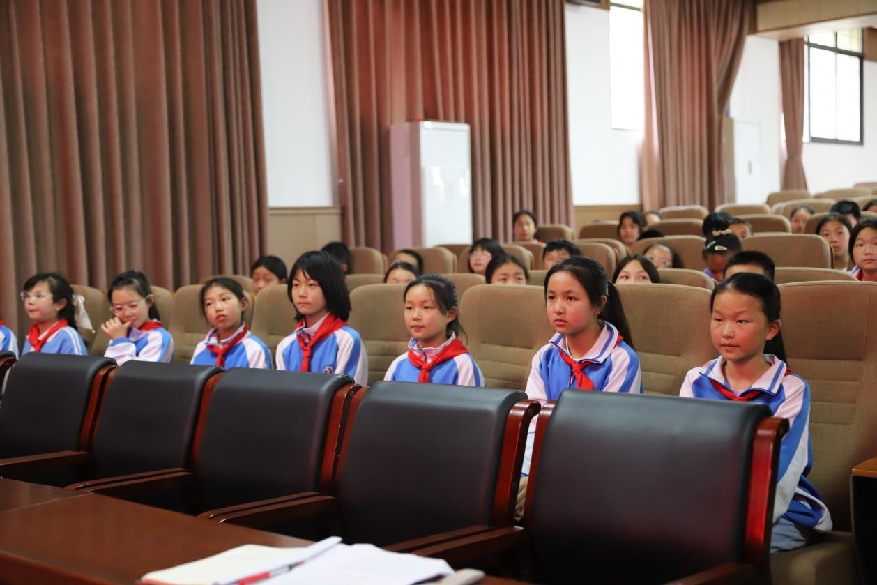 城区二小魅力队校开课：好习惯助力成长