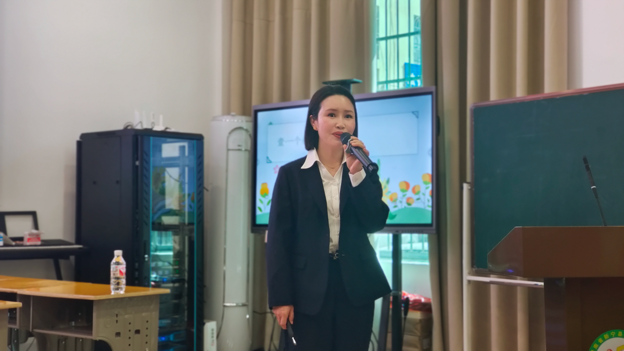 新宁县藕塘小学教师在班主任基本功竞赛中脱颖而出，将赴市参赛