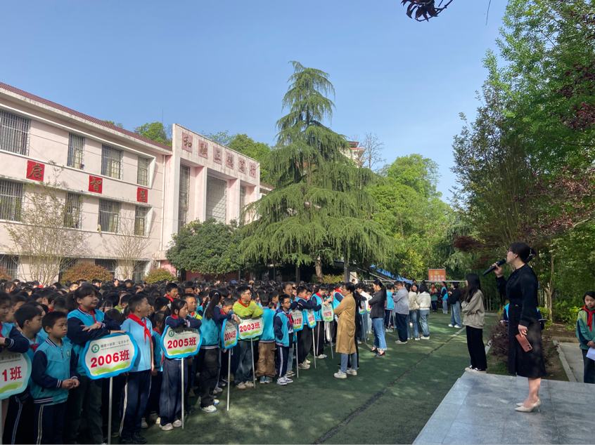 筑牢生命防线 共护平安成长