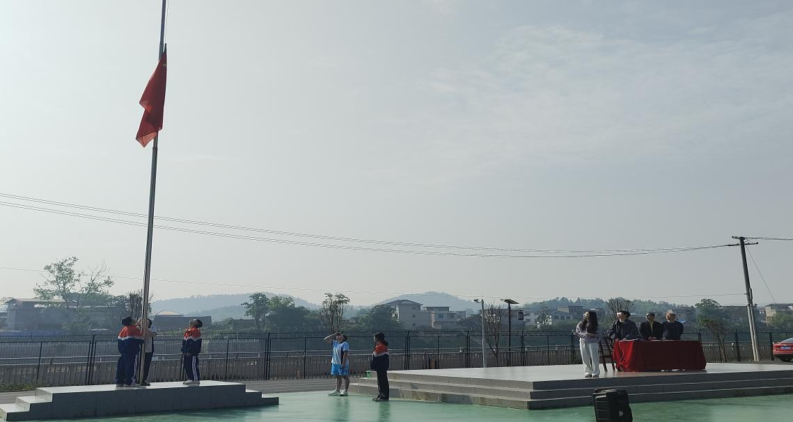 彰显青春风采  争做阳光少年