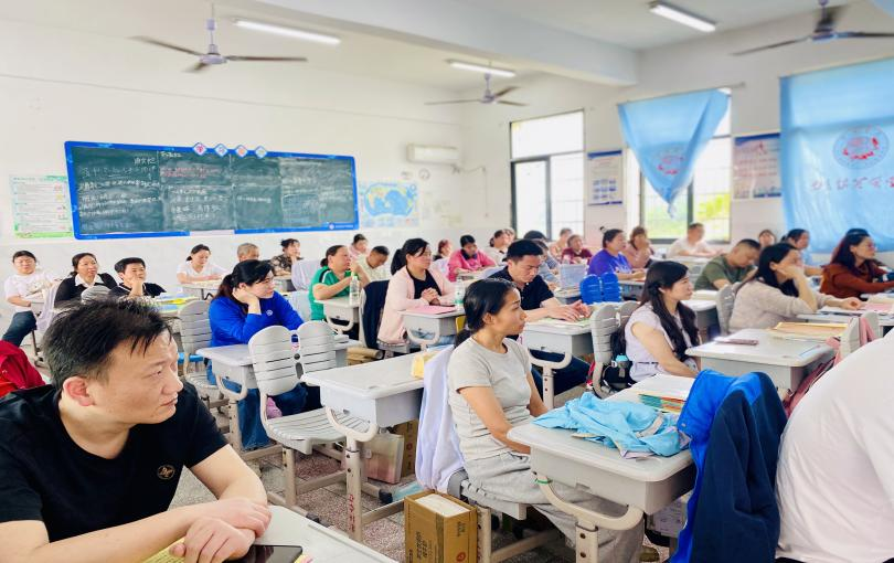 家校携手筑平安 邵阳县白仓镇芙蓉学校开展“三防”教育家长会