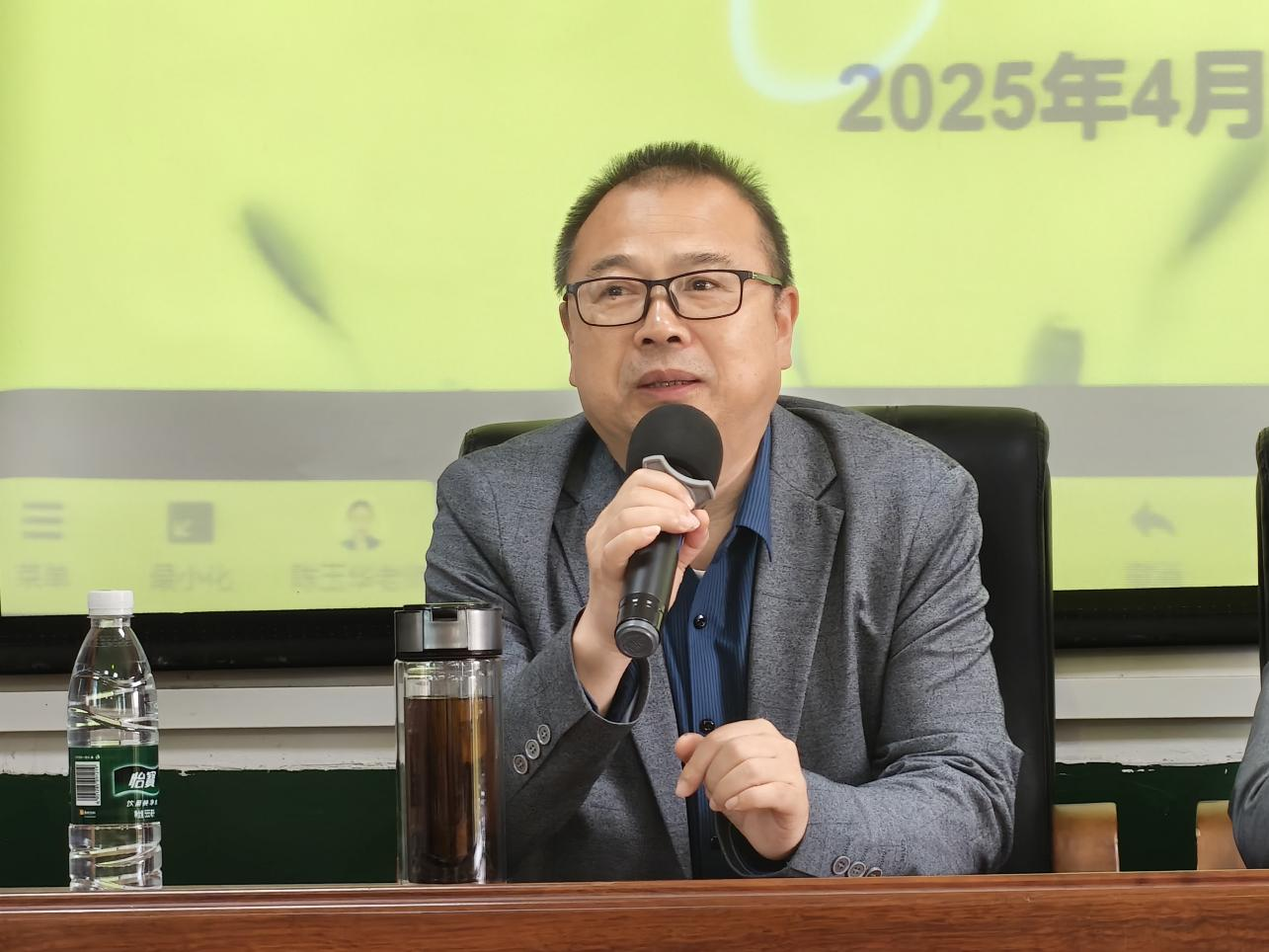 城乡携手共育桃李 校际送教同谱新篇