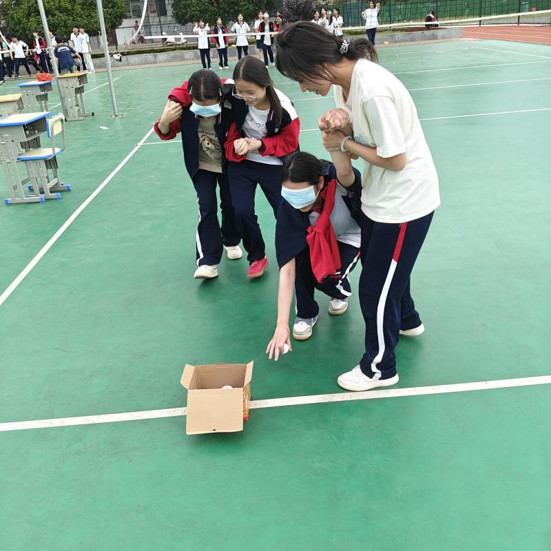 激情释放压力，青春昂扬逐梦