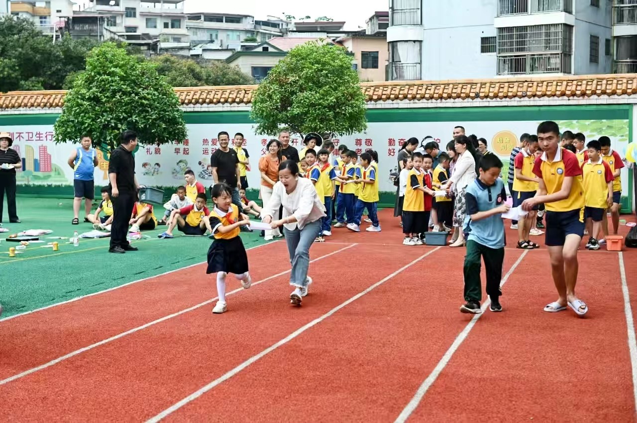 洞口县特殊教育学校举办2025年普特融合共庆六一儿童节暨端午节活动