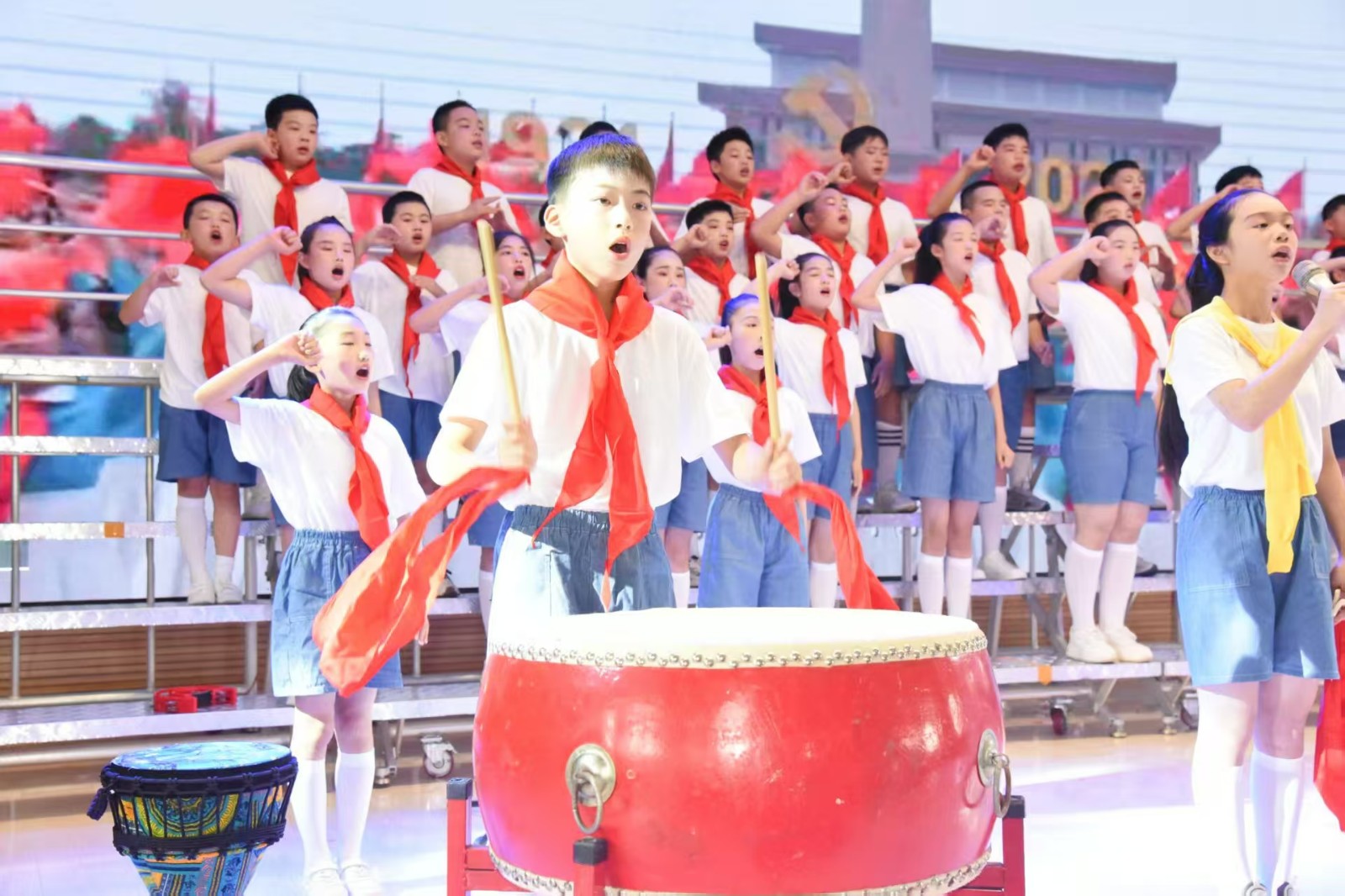 牢记党的教导  争做强国少年