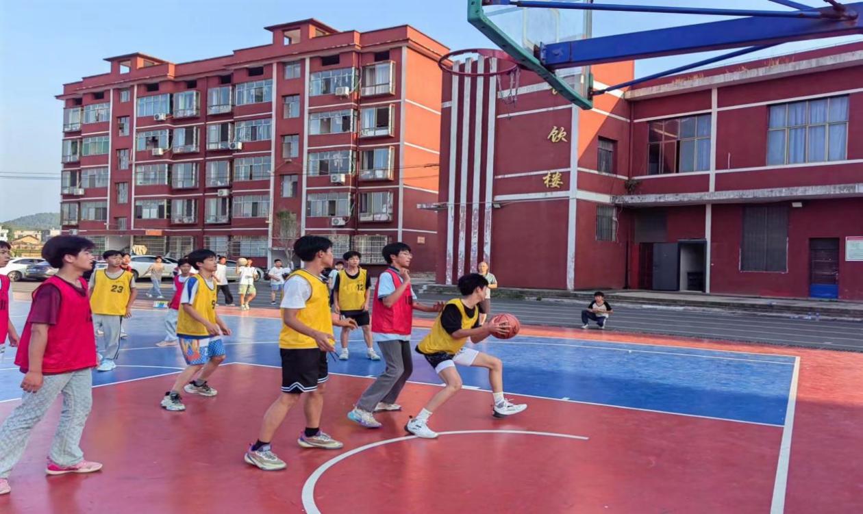 迎“篮”而上，足够精彩