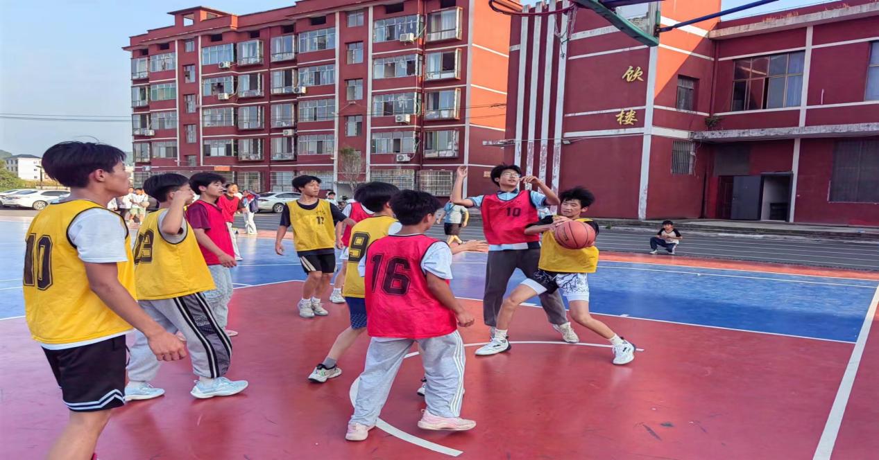 迎“篮”而上，足够精彩