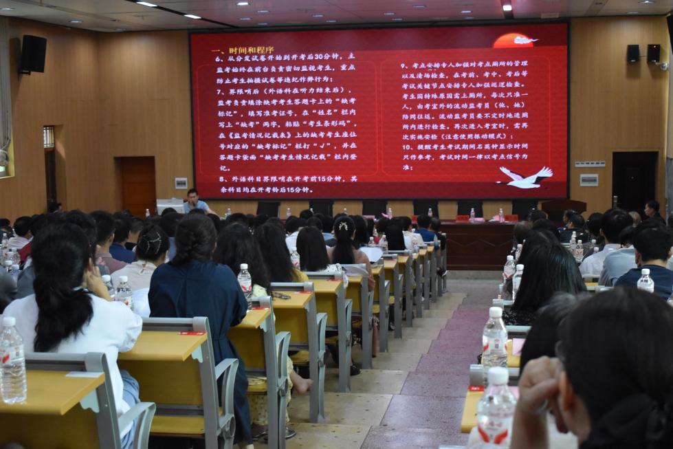 隆回县“刚柔结合”打造平安高考