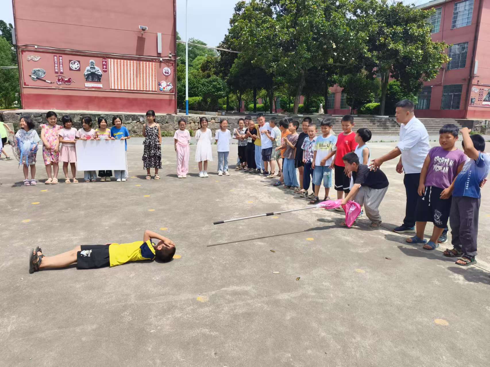 “以演筑防，以练为战”防溺水安全应急演练