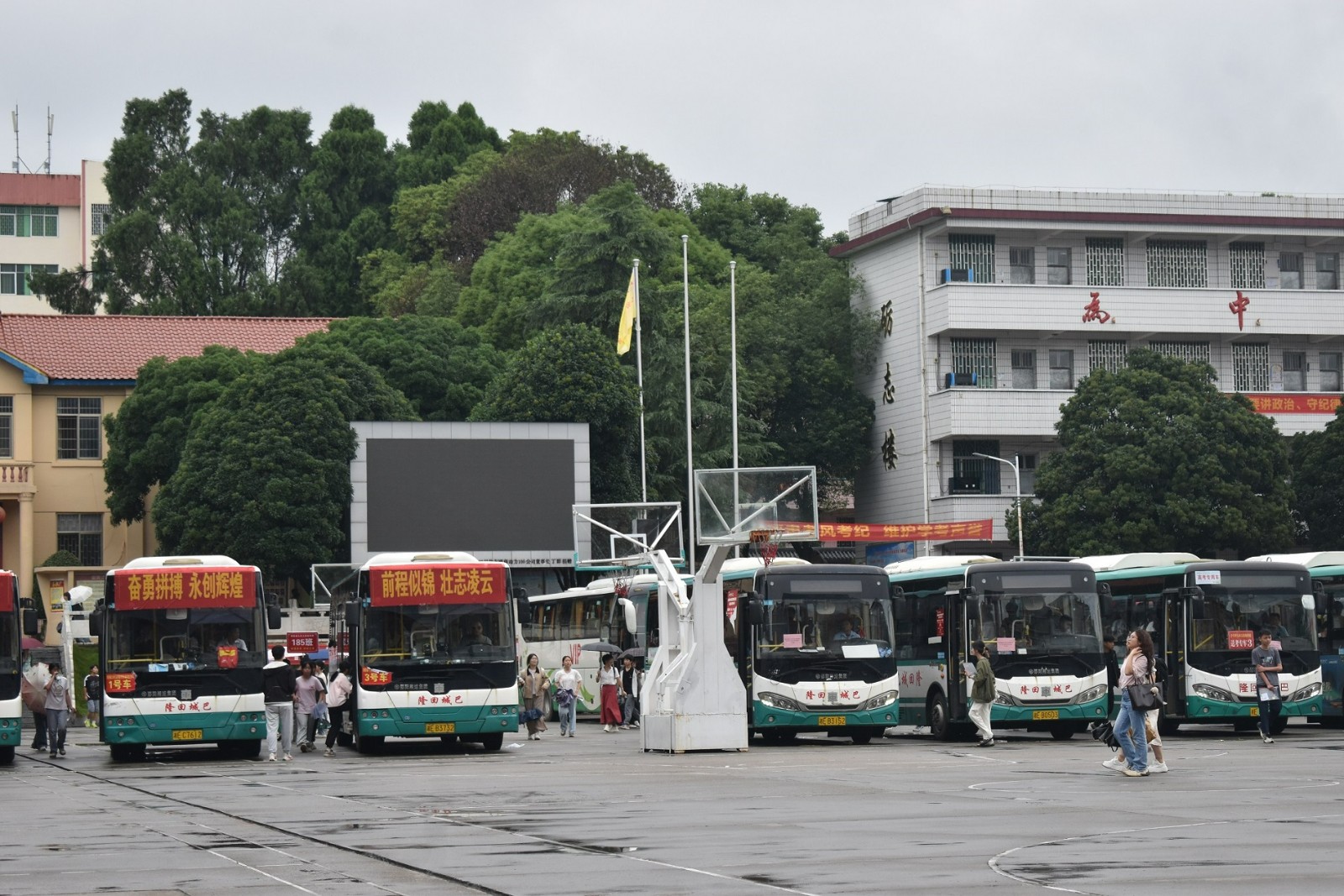 隆回县2025年初中学考工作圆满结束