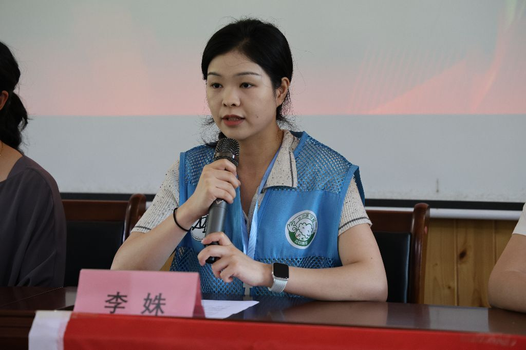 青春赋能瑶乡  共绘振兴画卷