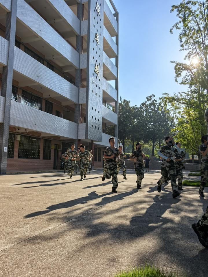 隆回二中：应急疏散演练，筑牢校园安全防线