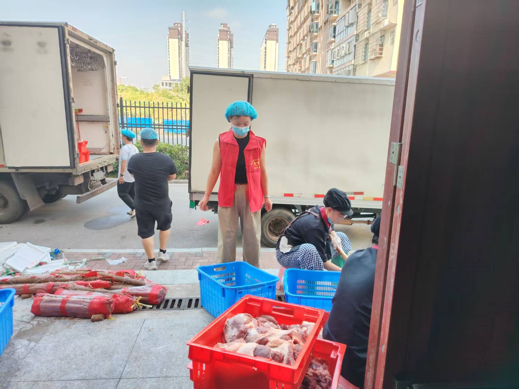 北塔区芙蓉教育集团开展校园食品安全联合检查 共筑师生健康防线