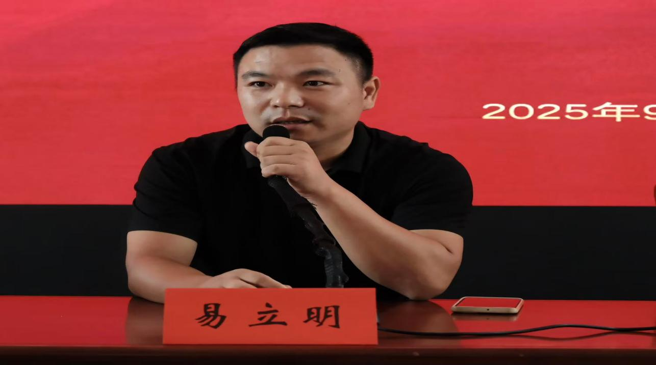 邵阳县第五完全小学开展“护校安园”主题活动