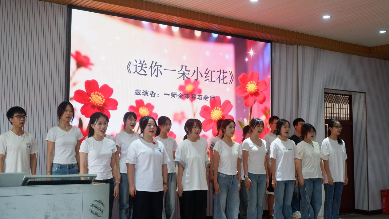 师节逢新篇 寄语助成长