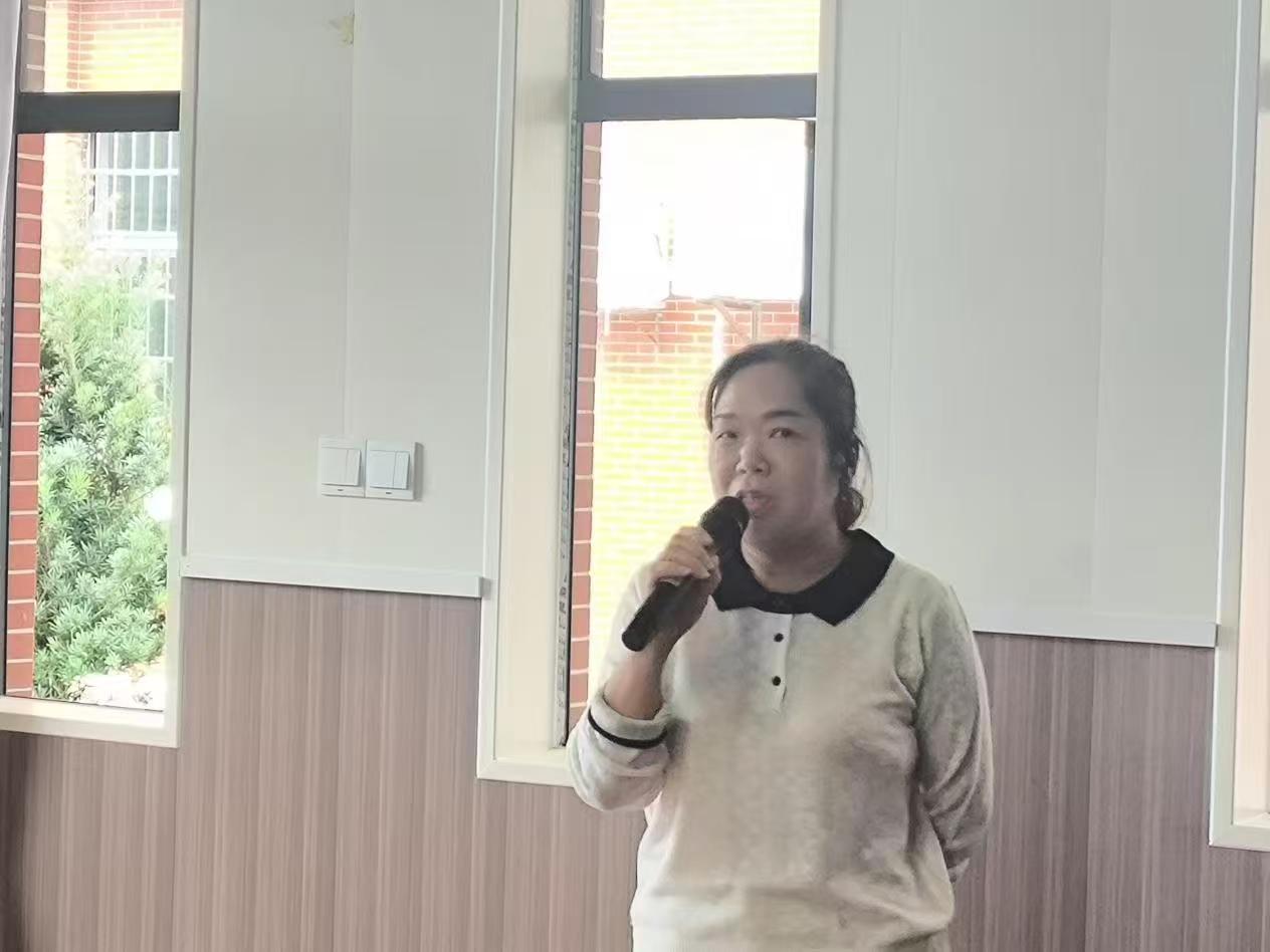 暖心共育待花开，家校携手助成长