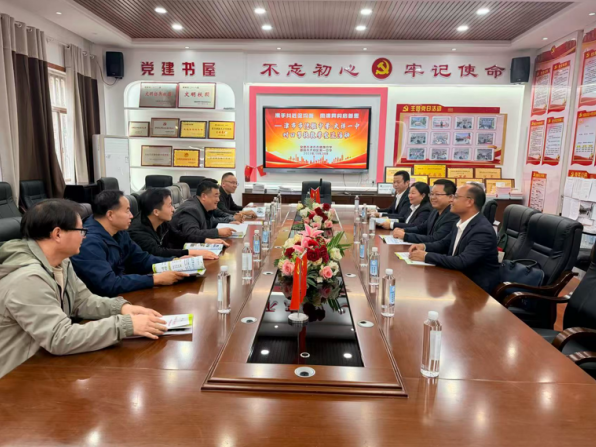 邵阳大祥一中与津市德雅中学携手共进 深化跨区域教学交流合作