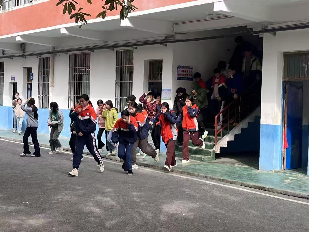 居安思危，防患未“燃”